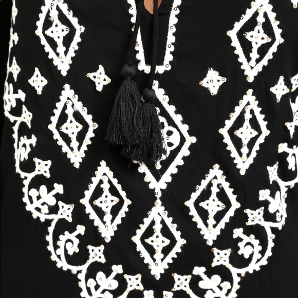 Lulus black and white embroidered dress - Picture 6 of 7